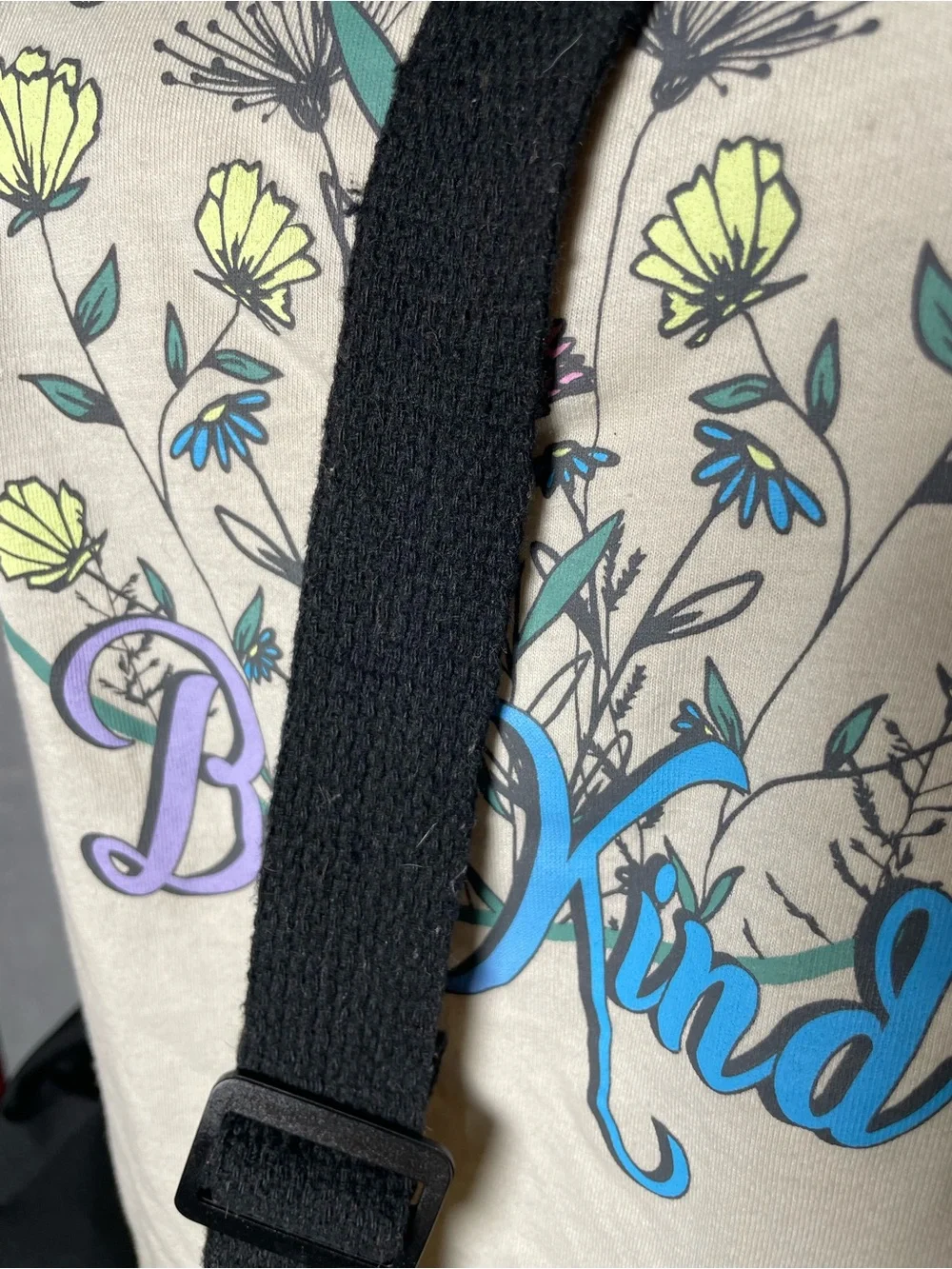 Lipano Black Nylon Adjustable Crossbody Messenger Bag w/Pins (Unisex)